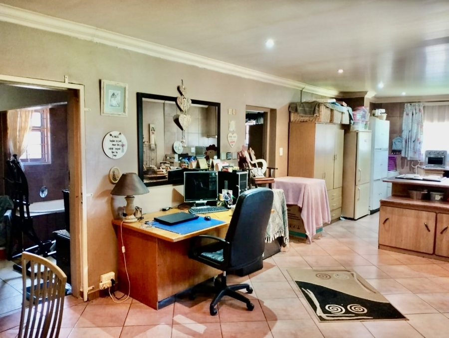 3 Bedroom Property for Sale in Songloed North West